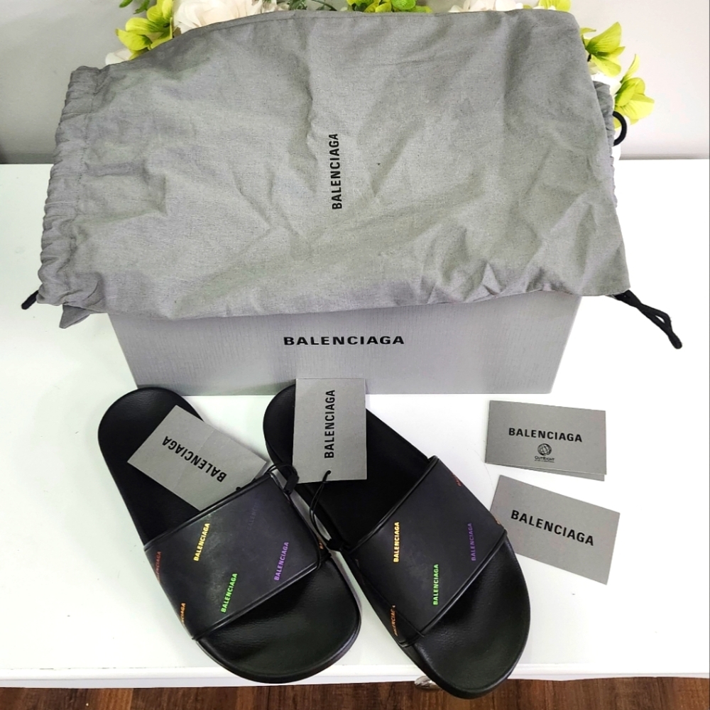Balenciaga multi color logo pool slide size 38
